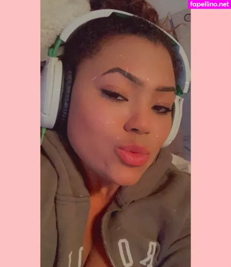 Thisahappyhouse OnlyFans Thumbnail #AUSlnRzsNs