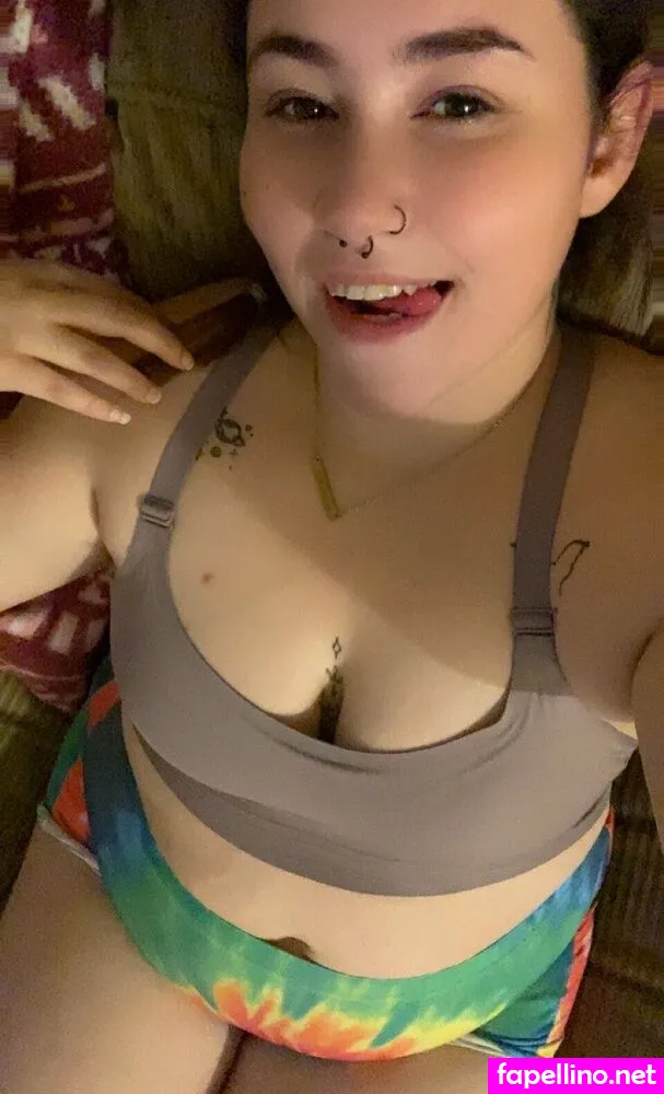 amber lynn, queen_bitch__26, thisbish22 Nude Leaked OnlyFans Photo #KwbNOny7aW