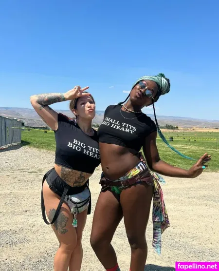 Thislittylayna OnlyFans Thumbnail #lt7dAU1Yo1