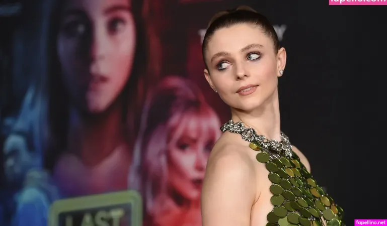 Thomasin Mckenzie OnlyFans Thumbnail #0xRFYrxab0