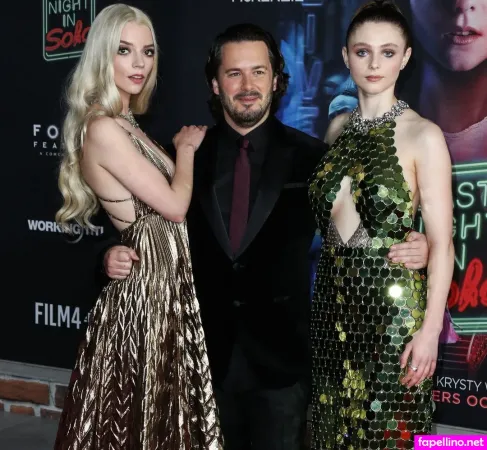 Thomasin Mckenzie OnlyFans Thumbnail #12BOVmSXiJ