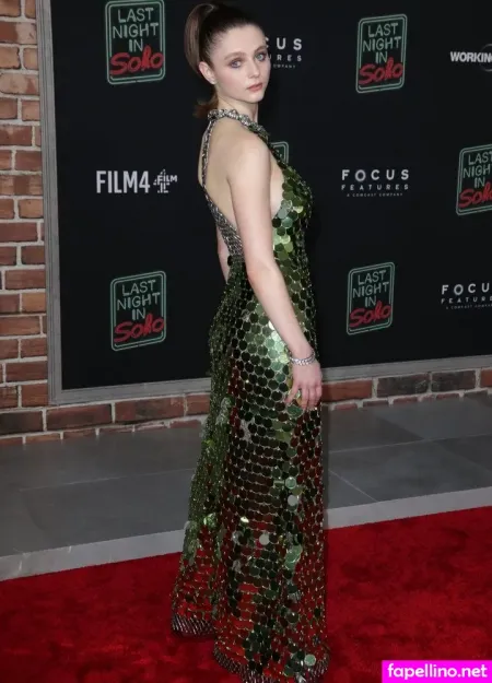 Thomasin Mckenzie OnlyFans Thumbnail #BHbsRFfCuy