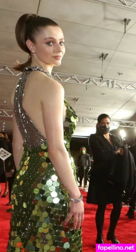 Thomasin Mckenzie OnlyFans Thumbnail #KxRLZM4gWv