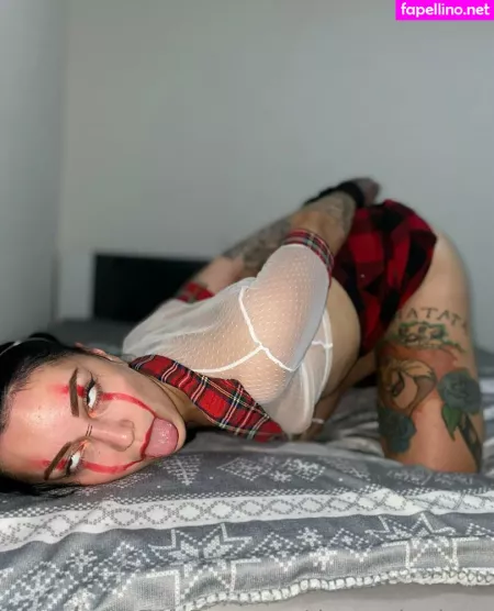 Thornesharlotte OnlyFans Thumbnail #2mIkP5JdoM