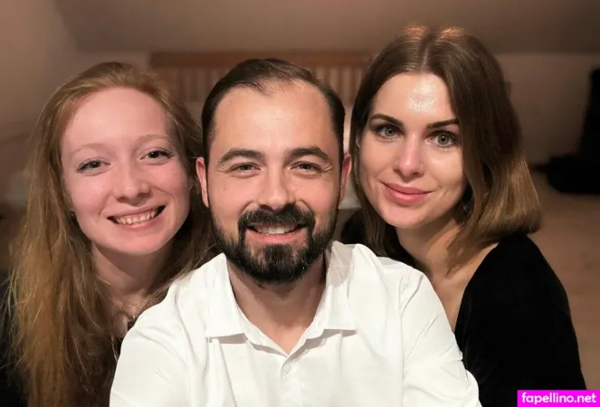 Throuple Dk OnlyFans Thumbnail #6qhLnO1Cco