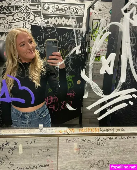 Thtblondeb1tch OnlyFans Thumbnail #F1IxA5HXB9