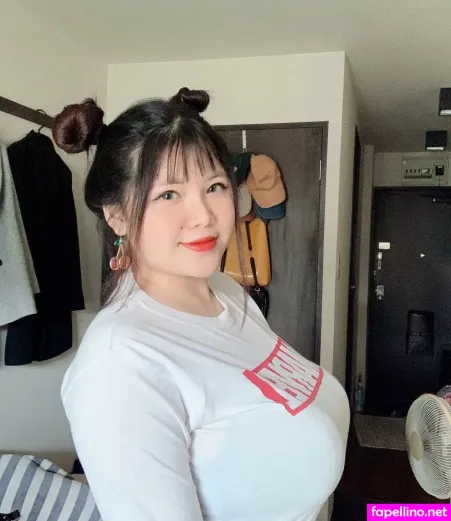 Thu Trang Vo OnlyFans Thumbnail #633lH4LkMo