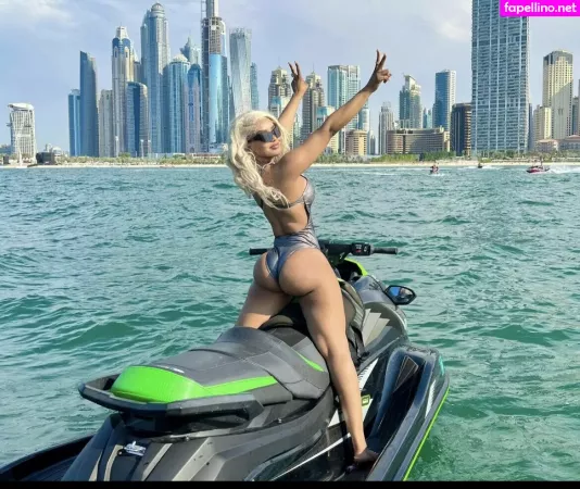 Thurriaa OnlyFans Thumbnail #0pKjUUdvRe