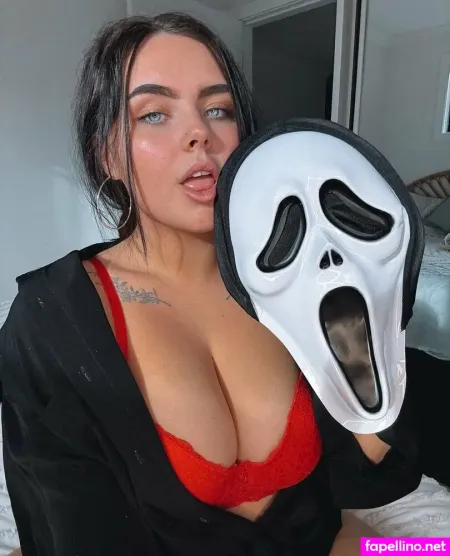 Tia Lee Heath OnlyFans Thumbnail #3Dk8sQaEtZ