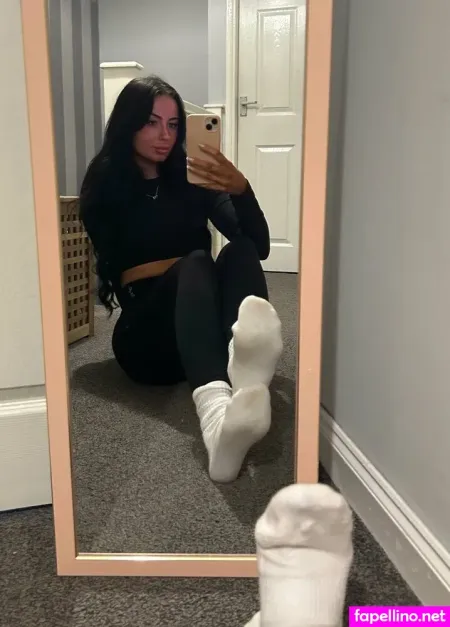 Tia Louise Cateer OnlyFans Thumbnail #BYAcC5C6ZV