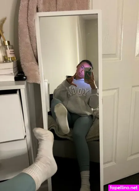 Tia Louise Cateer OnlyFans Thumbnail #V3HCxGyiIt