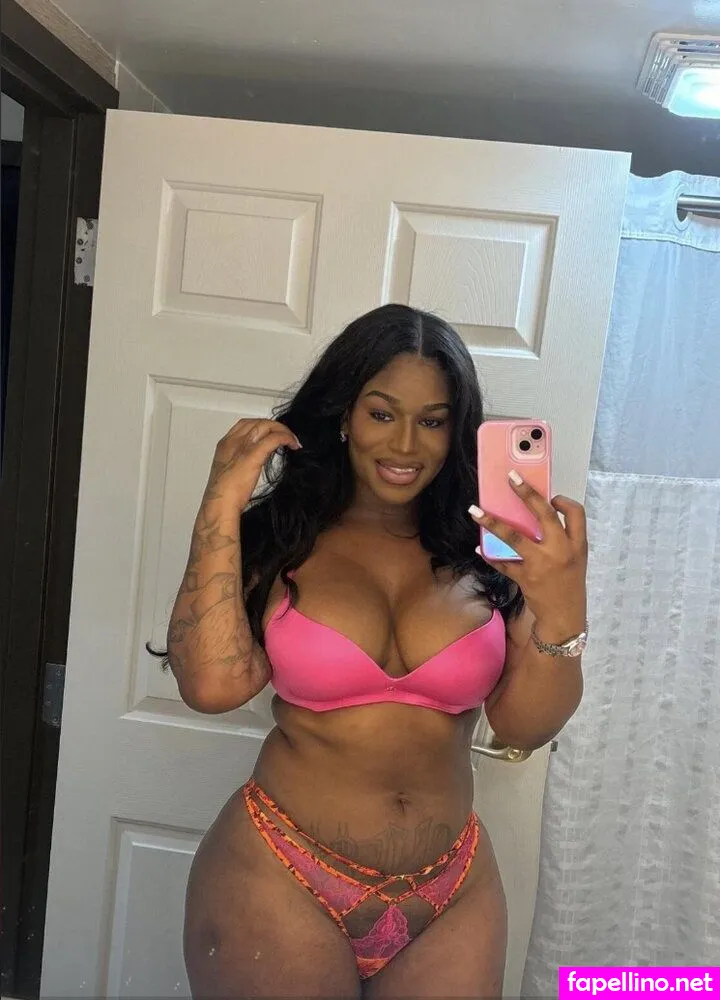 Ts KaTia, __tiamonique, iTiathe1 Nude Leaked OnlyFans Photo #1Es1YR65aX