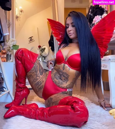 Tia Mendez OnlyFans Thumbnail #4OEEvjPWga