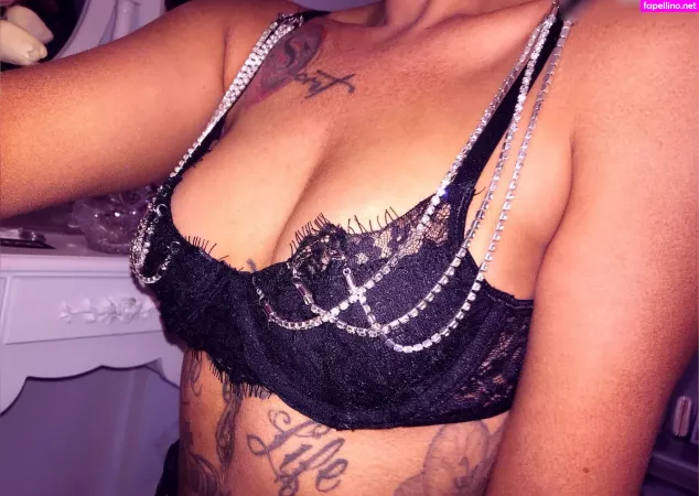 Tia Mendez OnlyFans Thumbnail #SFRqbj67TI