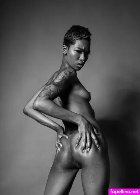Tia Reid OnlyFans Thumbnail #2jYOAiGcQE