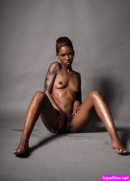 Tia Reid OnlyFans Thumbnail #VtNQAH9YxC