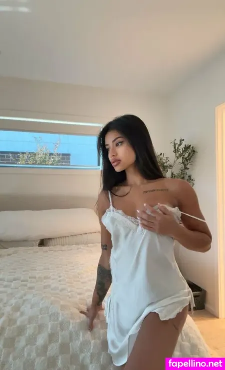 Tia Theofficial 3 OnlyFans Thumbnail #XvVWRoCEhI