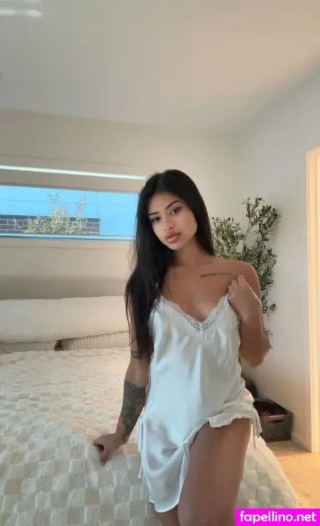 Tia Theofficial 3 OnlyFans Thumbnail #wQ0lq9hyd7