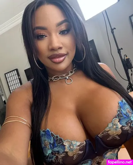 Tiamaria OnlyFans Thumbnail #yxSB99RB6r