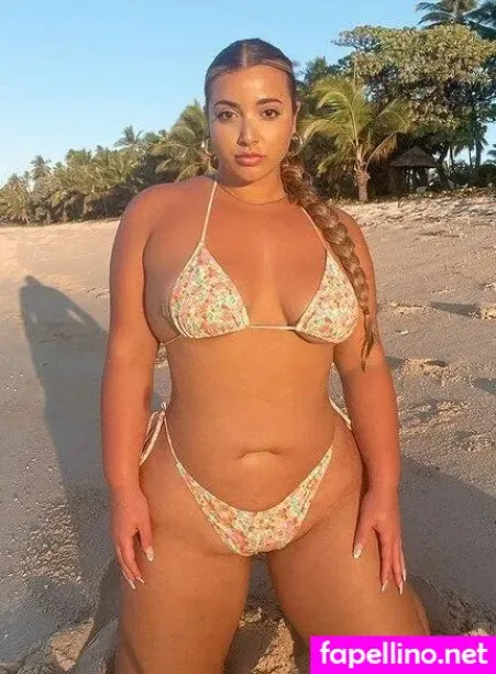 Tiana Sala OnlyFans Thumbnail #7R2nHy1ys3