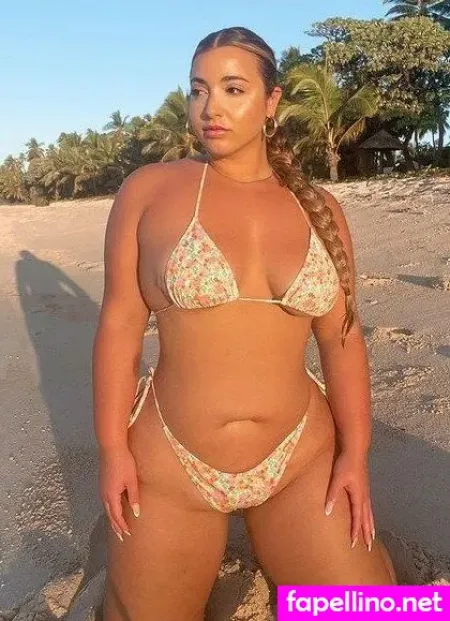 Tiana Sala OnlyFans Thumbnail #CYAcHdut5r