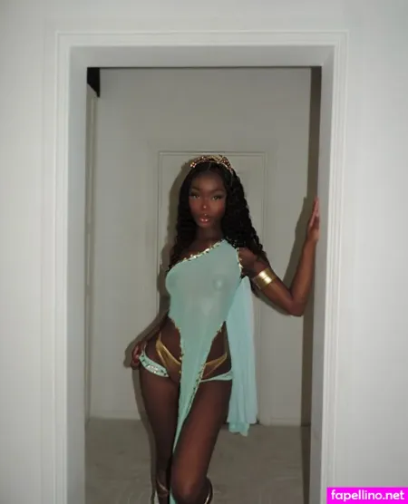 Tianalaboor OnlyFans Thumbnail #Ks5sTfhxgm