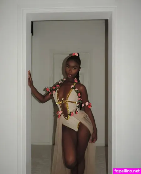 Tianalaboor OnlyFans Thumbnail #r2upbwPPTr