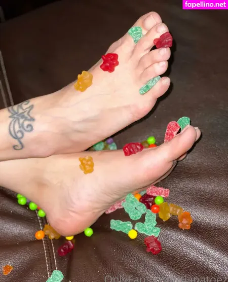 Tianataylortoes OnlyFans Thumbnail #FXu2qli3Ot