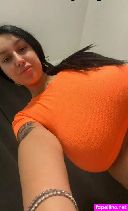 Tianaz Melons 1 OnlyFans Thumbnail #0KeoadqW17