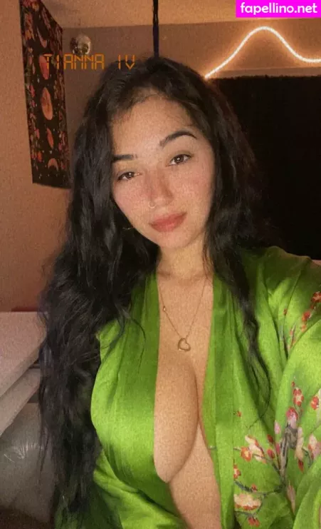 Tiannaivy OnlyFans Thumbnail #9beoHm4sfI