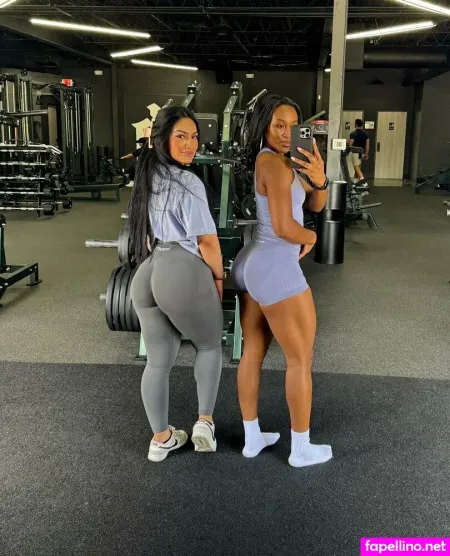 Tiara Howard OnlyFans Thumbnail #2Cmx8BuOks