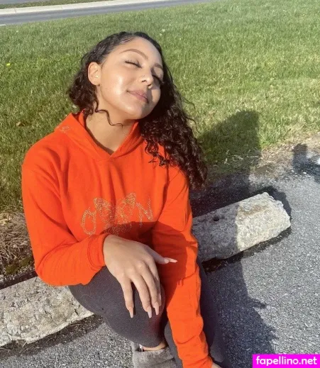 Tiarah Townsend OnlyFans Thumbnail #3EZsUZhoBW