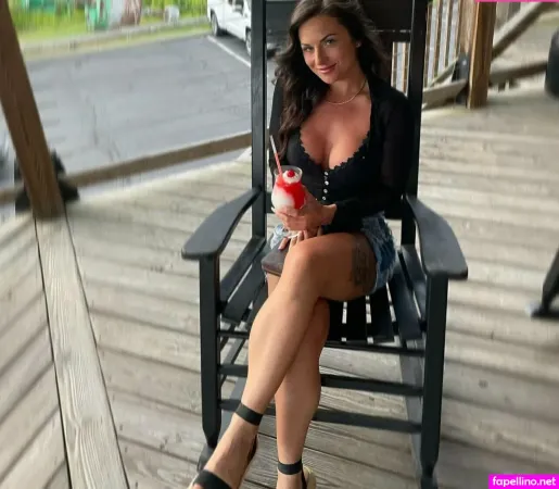 Tiararaefitfree OnlyFans Thumbnail #ufyviJmJVI