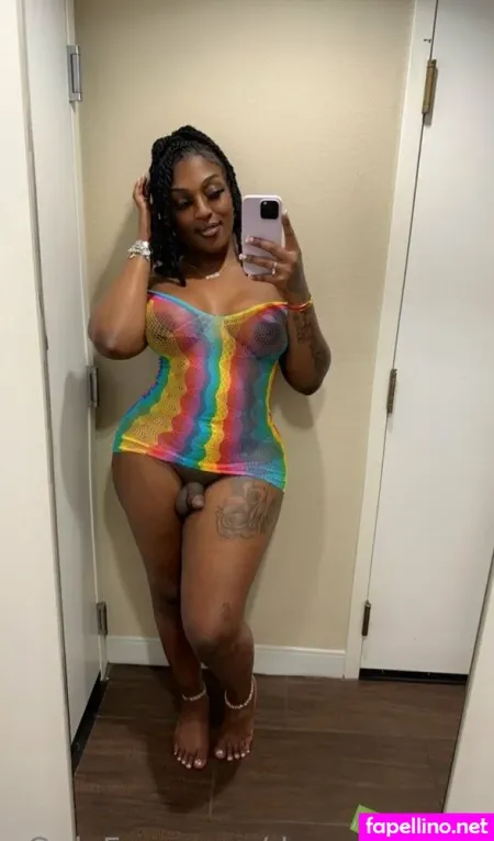 Tiarasothick OnlyFans Thumbnail #CmDG3mWuxQ