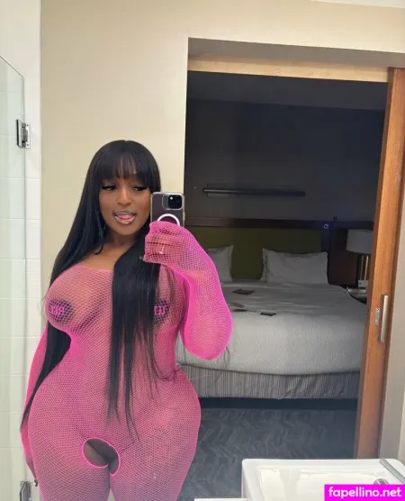 Tiarasothick OnlyFans Thumbnail #UW62Hga3NS