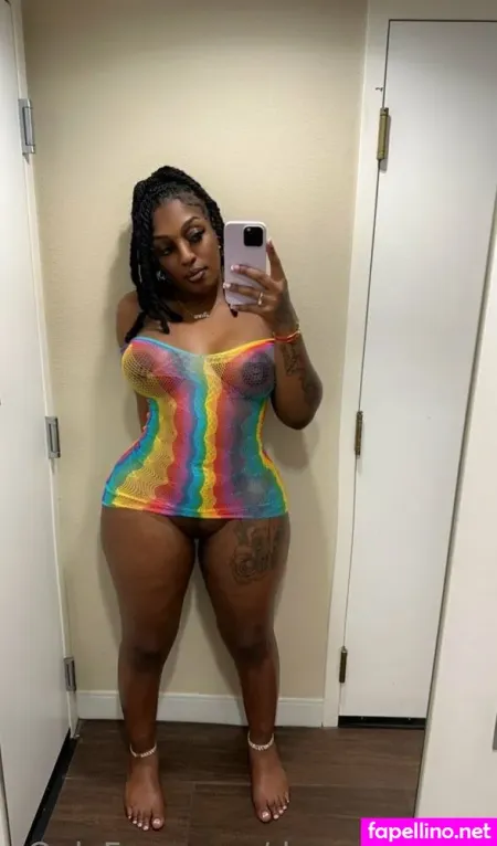 Tiarasothick OnlyFans Thumbnail #npKGHt5KlM