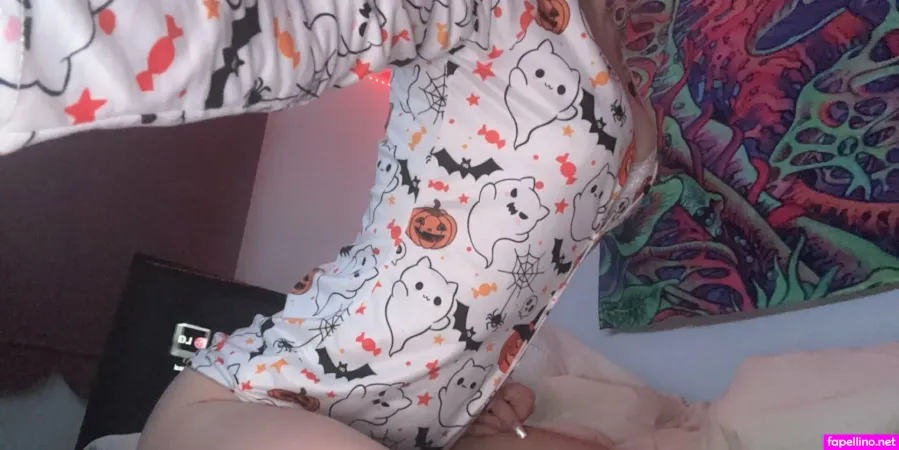 Tiarickie OnlyFans Thumbnail #p7VapkbAKM