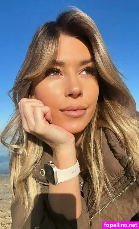 Tiarnesimone OnlyFans Thumbnail #1qkgEGLusC
