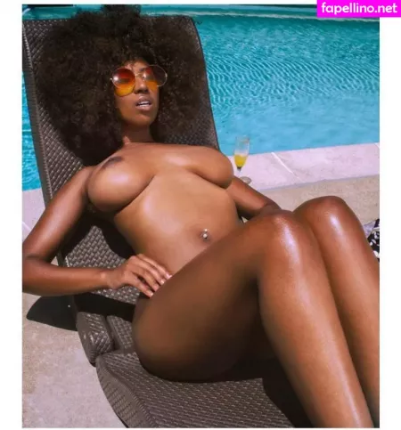 Tiasha Lorrin OnlyFans Thumbnail #xUHJWBYJ9M