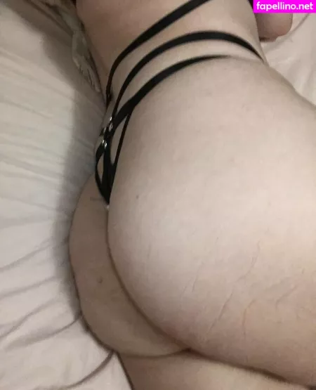 Tickledbooty OnlyFans Thumbnail #1udAtD8OTJ