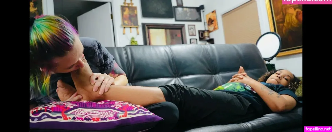 Ticklish Crystal88 OnlyFans Thumbnail #E8M9RjS5LT