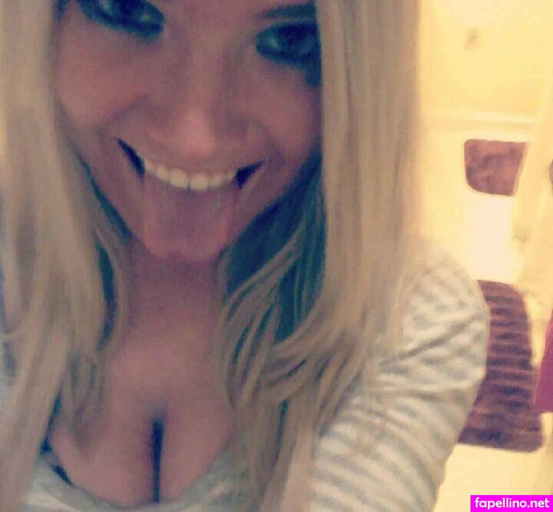tiffanyxduhh1, tiffbannister2 Nude Leaked OnlyFans Photo #3RBBX9Tc44