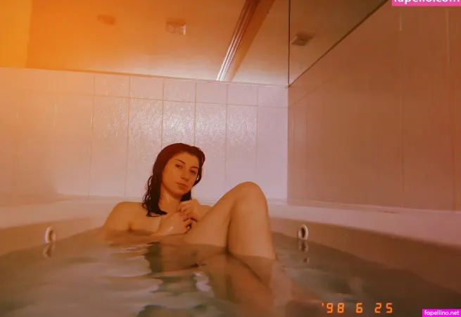 Tiff Tiff420 OnlyFans Thumbnail #EEZ7ymishv