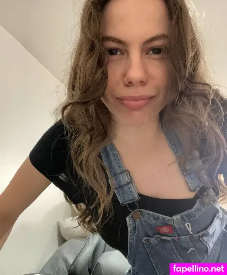 Tiffany Huber OnlyFans Thumbnail #0zKUNyL0ce