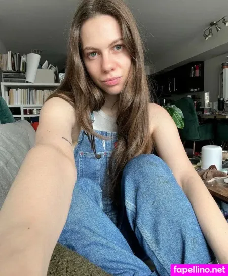 Tiffany Huber OnlyFans Thumbnail #m7E8wZdfjv