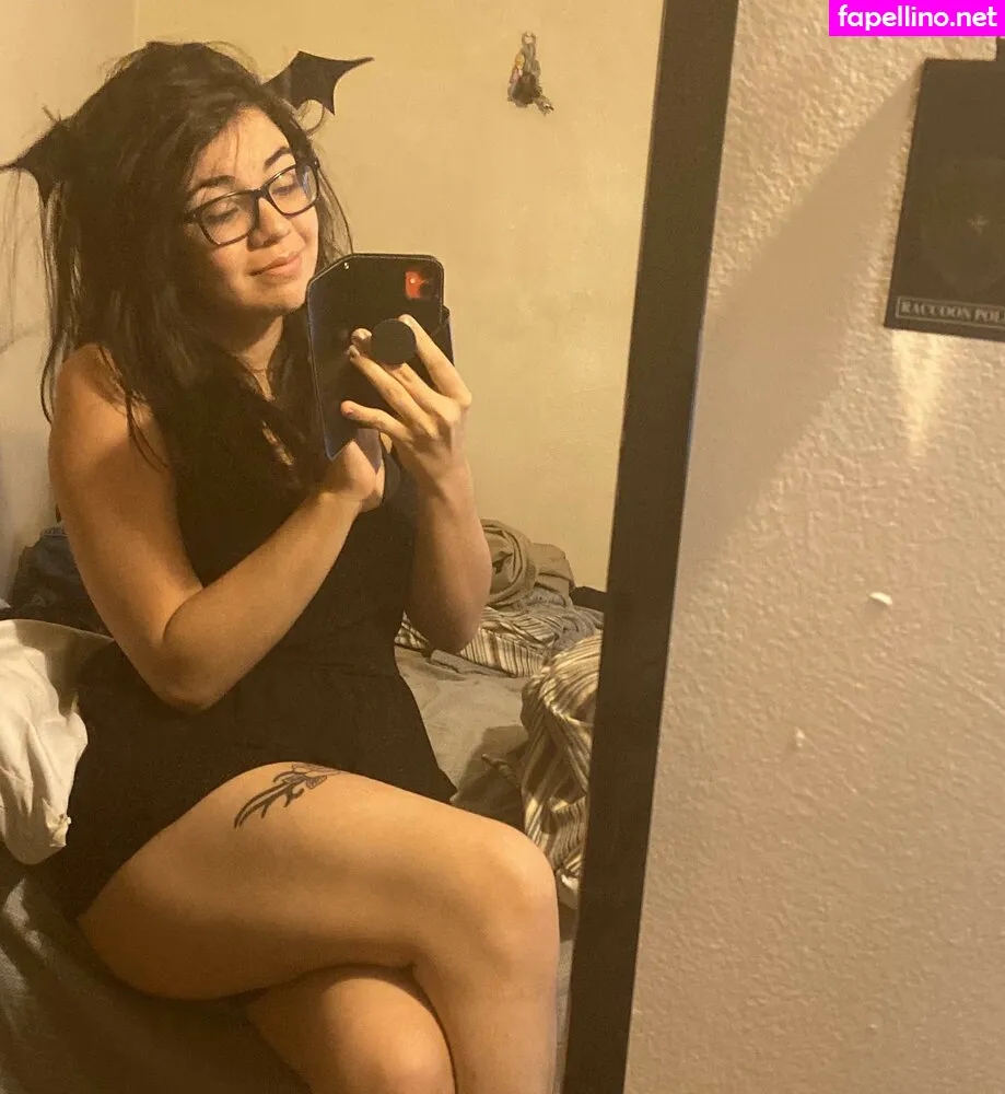 Tiffanymaycry, tiffanylockheart Nude Leaked OnlyFans Photo #2NJ5PwNG37