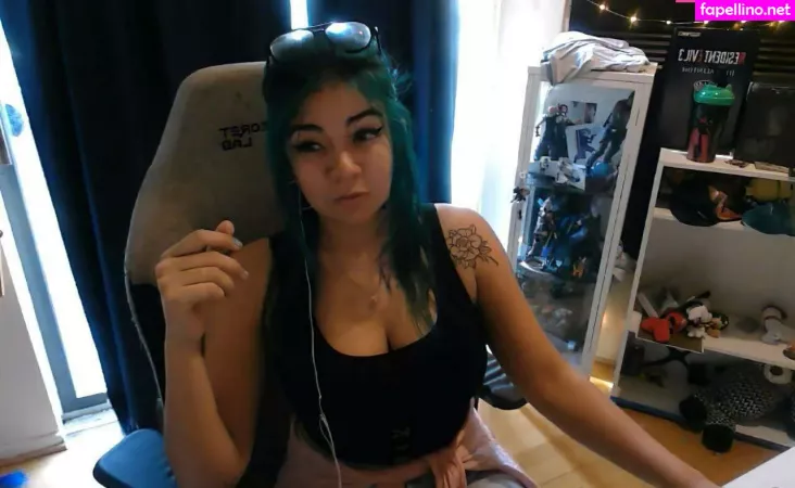 Tiffany Lockheart OnlyFans Thumbnail #PCFlUCNe9S