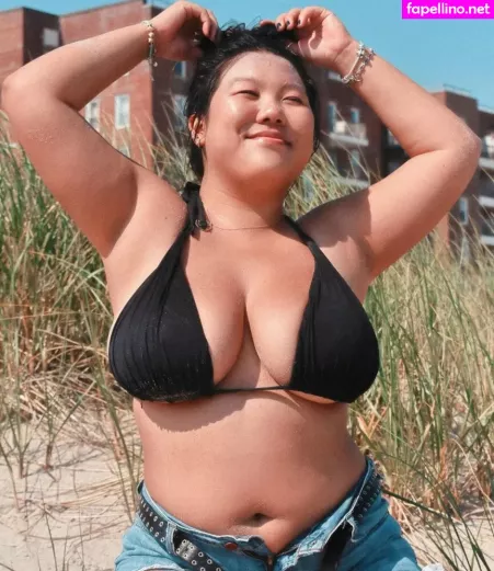 Tiffany Shu OnlyFans Thumbnail #2jUCrjXGoC