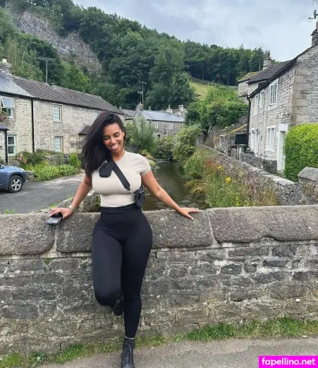 Tiffany Van Beek OnlyFans Thumbnail #Byw0te5oKG