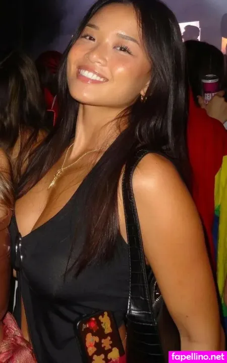 Tiffany Wen OnlyFans Thumbnail #VkyV7y6KMG